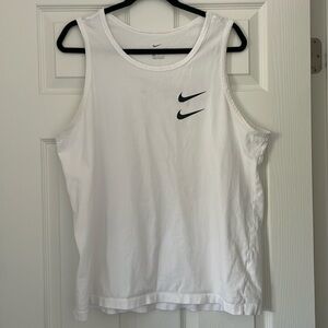 Nike Workout Tank Size XL